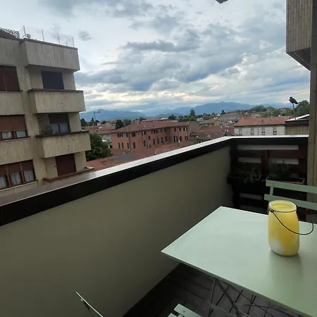 Apartment Con Vista Su Brunate